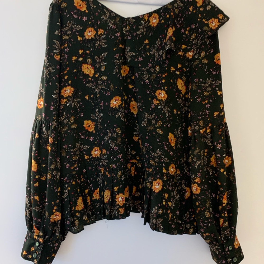 Very J Blouse - Picture 4 of 6